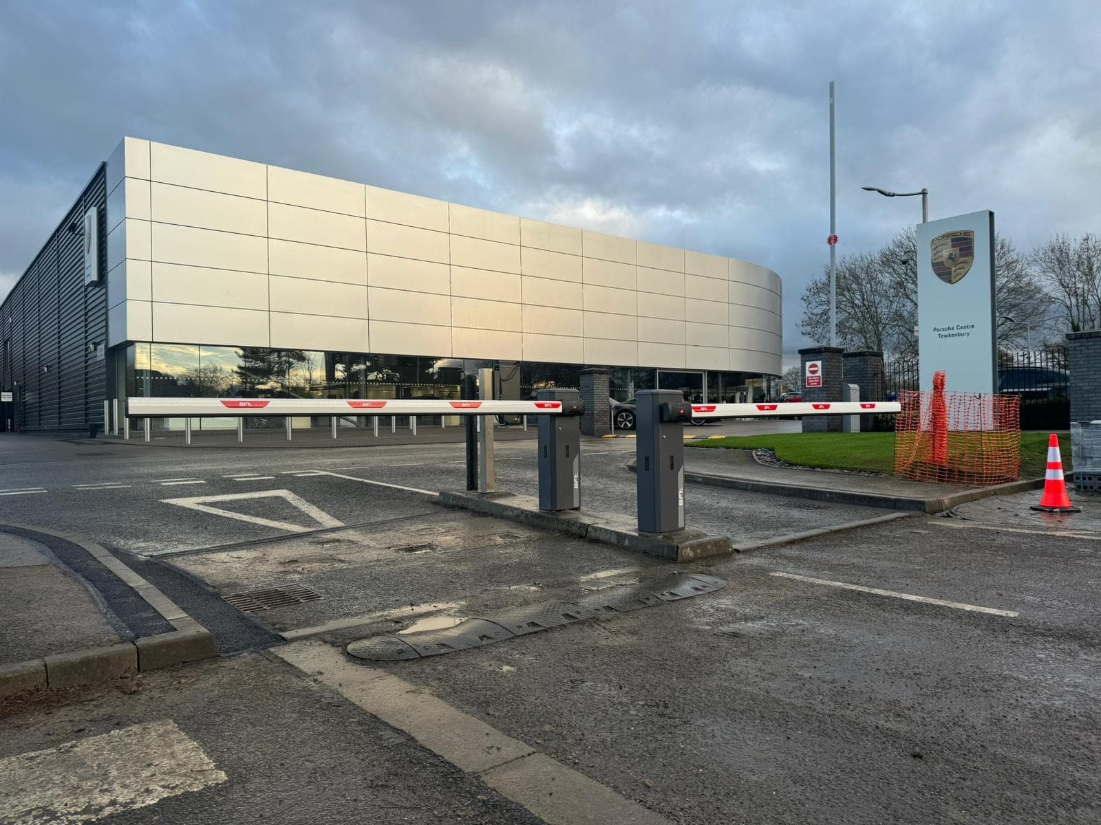 Commercial gate automation Commercial gate automation & access control by Complete Gate Automation
